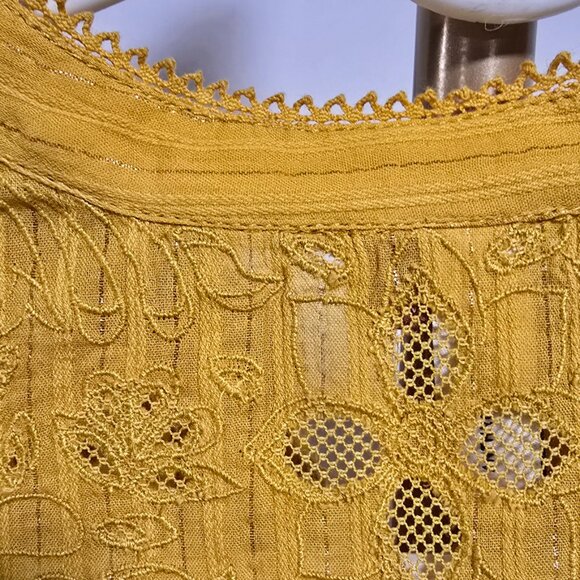 Anthropology Pilcro Mustard Yellow Blouse with Gold Thread Detail Size 4 - Picture 2 of 6